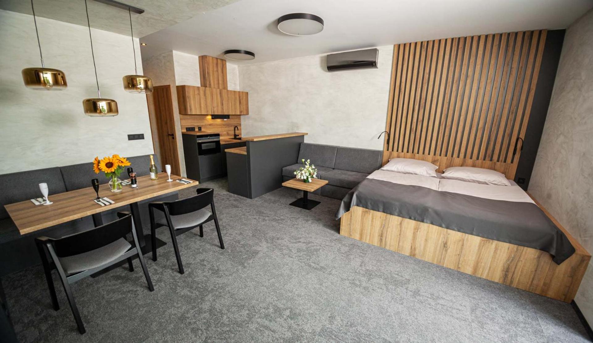 Hotel Kras Jedovnice Εξωτερικό φωτογραφία