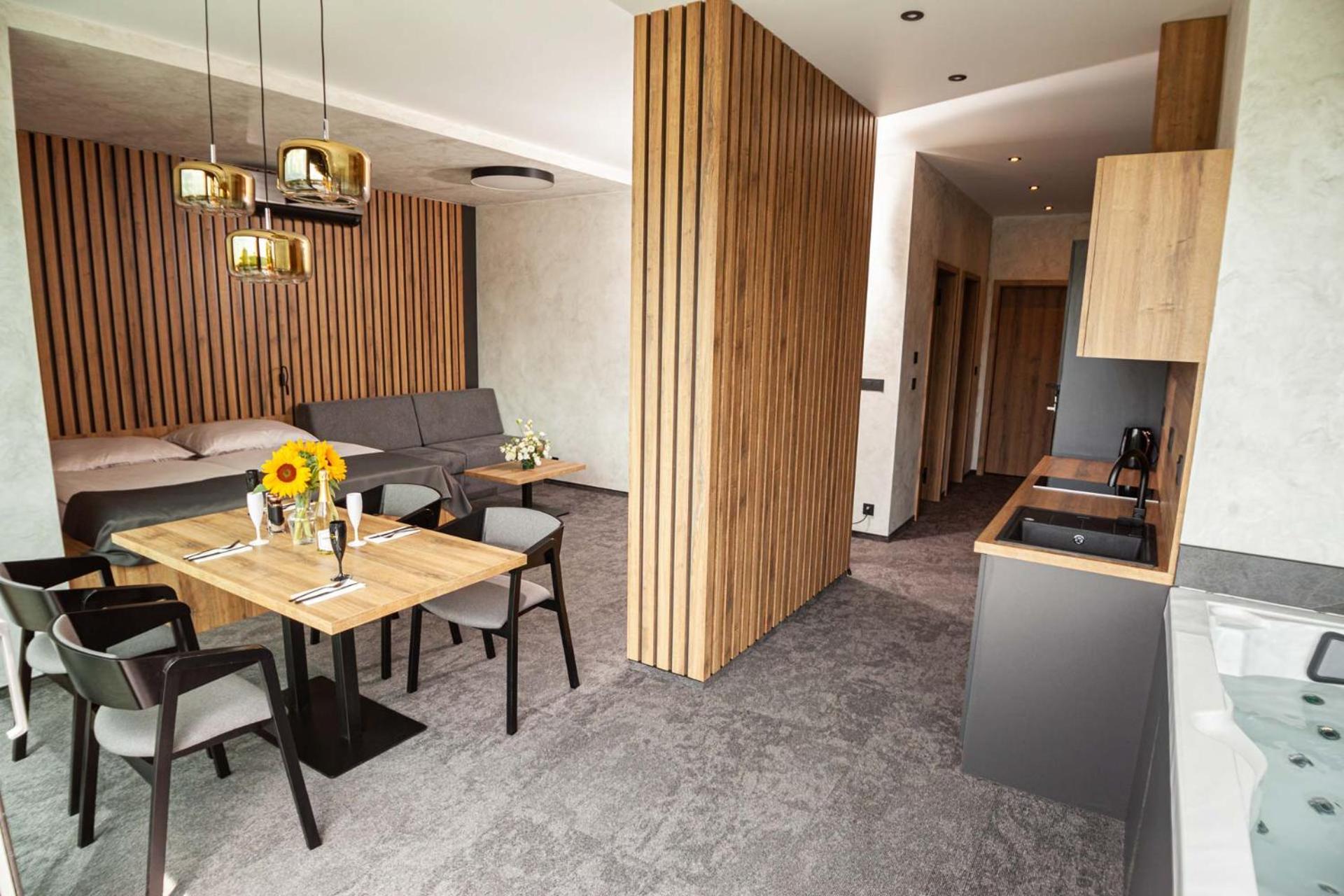 Hotel Kras Jedovnice Εξωτερικό φωτογραφία
