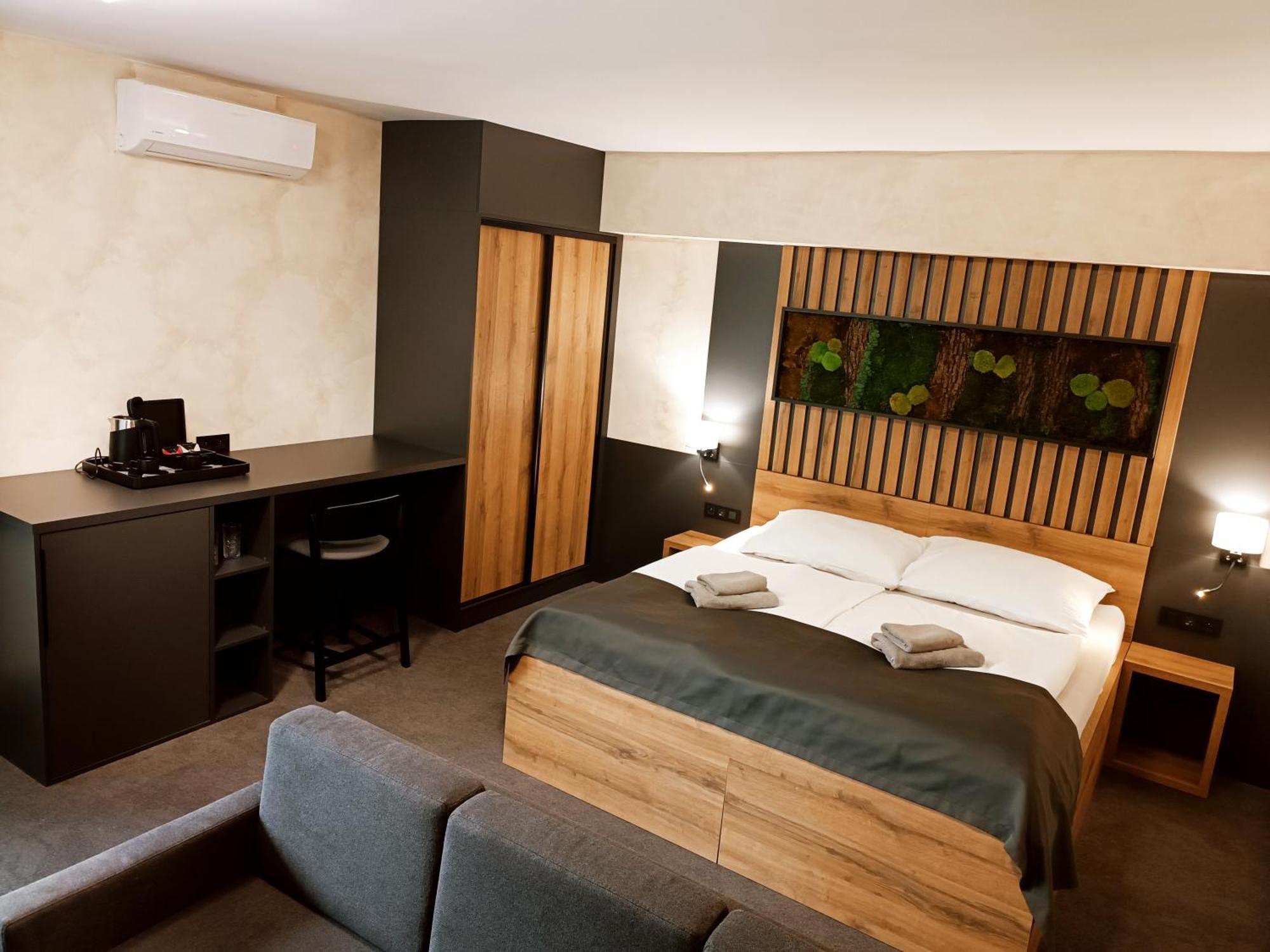 Hotel Kras Jedovnice Εξωτερικό φωτογραφία