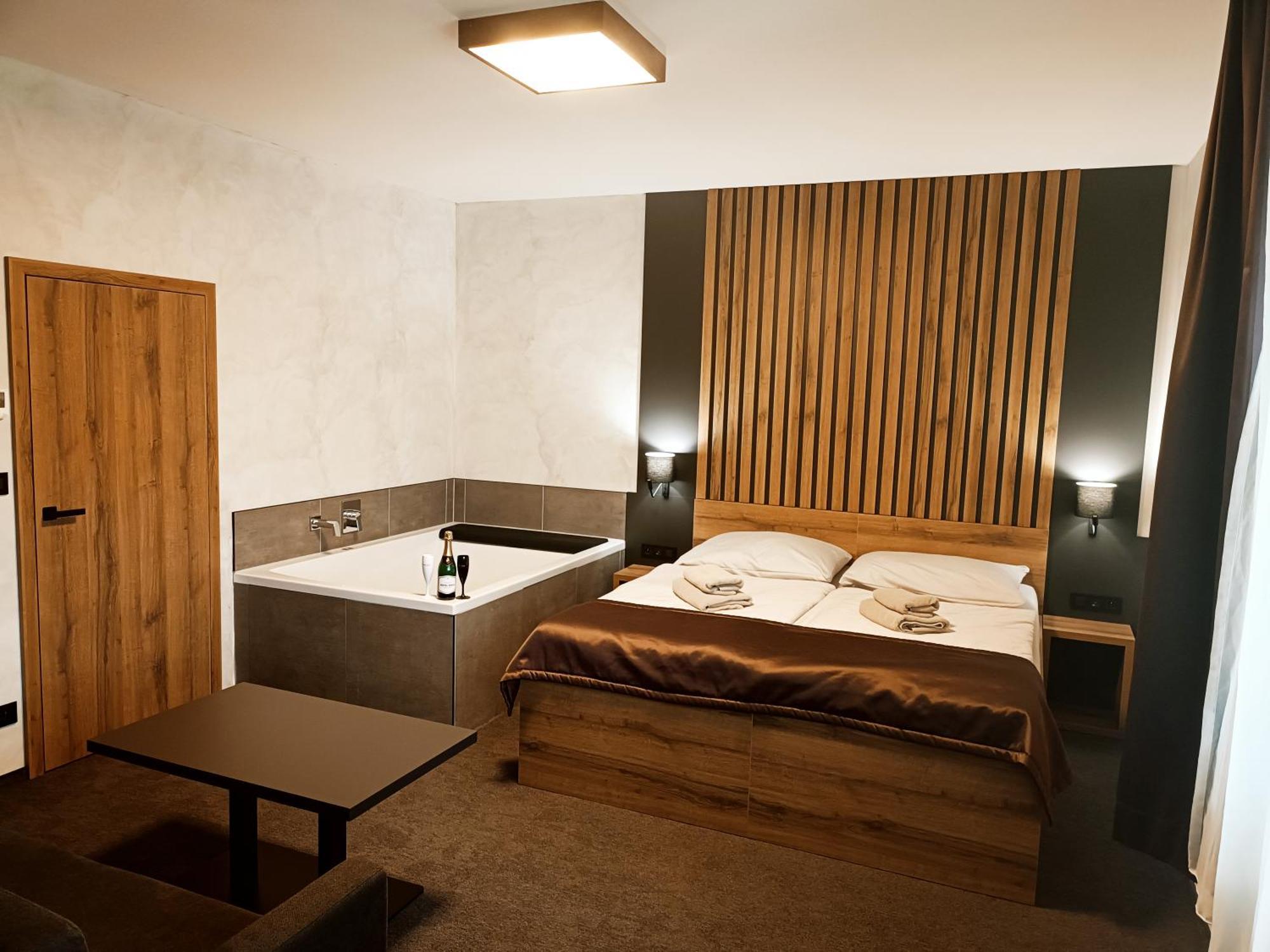 Hotel Kras Jedovnice Εξωτερικό φωτογραφία